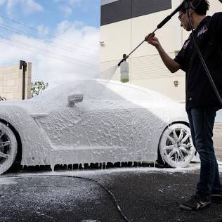 Thick foam lifts abrasive dirt away from the paint surface safely