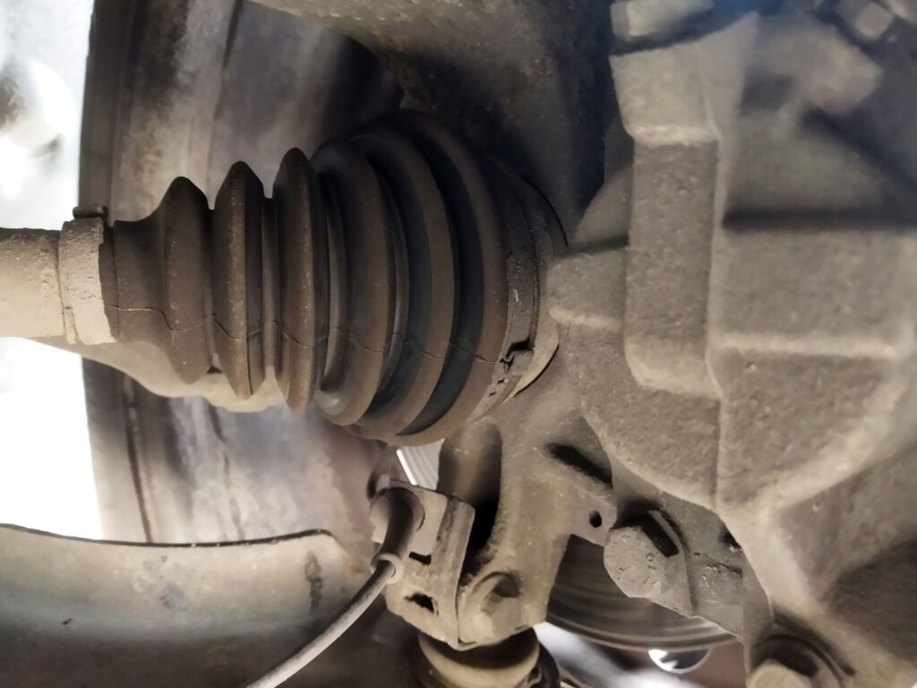 A torn CV boot is the root cause of joint failure